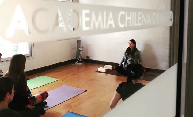Foto de Academia Chilena de Yoga