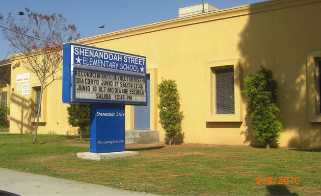 Photo of Shenandoah Street Elementary
