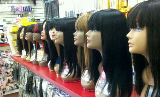 Photo of Queens Beauty Supply