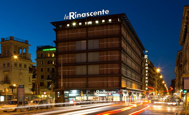 foto Rinascente Roma Piazza Fiume