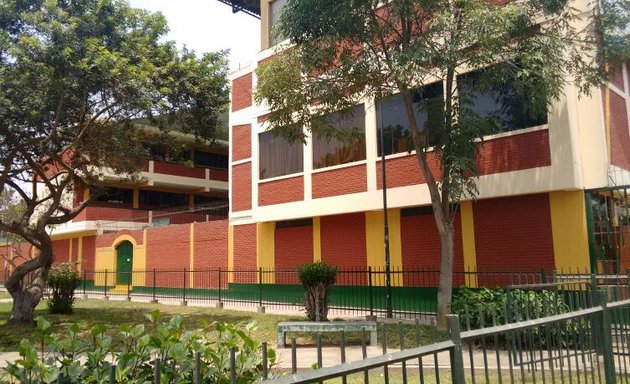 Foto de Colegio Cooperativo Santa Felicia La Molina