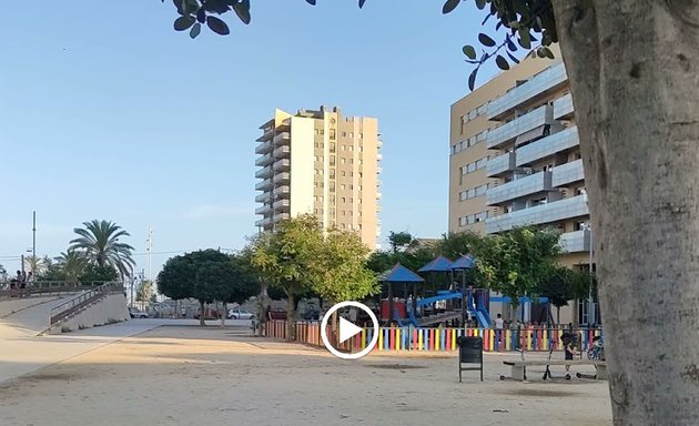 Foto de Parque Infantil Plaza del Barco Maria Assumpta