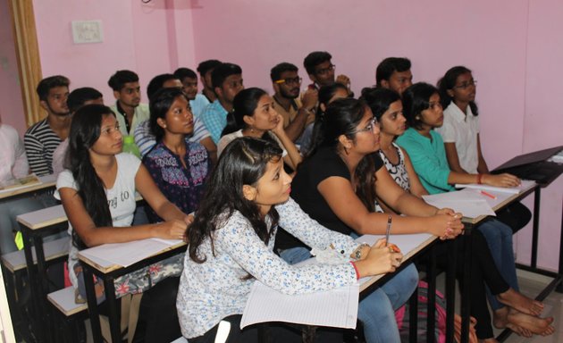 Photo of VISIONARY CLASSES |Bsc it classes |Digital Marketing Course| Computer Classes| Borivali Mumbai