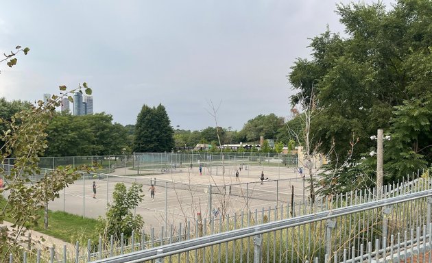 Photo of Riverdale Park Tennis Courts
