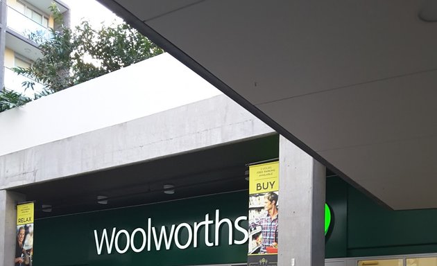 Photo of Woolworths Metro Kelvin Grove