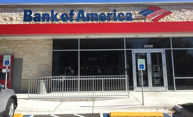 Photo of Bank of America (with Drive-thru services)