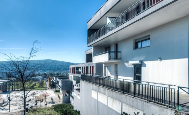 Photo de Zenitude Hôtel-Résidences - Les Hauts du Chazal