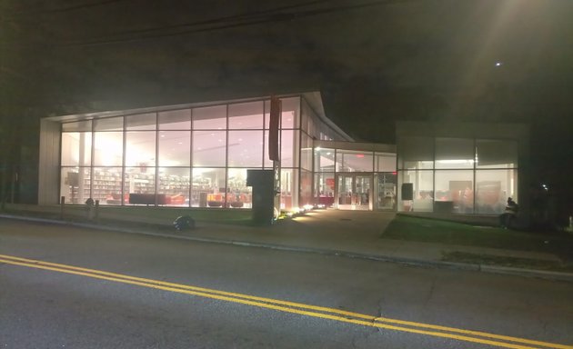 Photo of Mariners Harbor Library