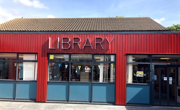 Photo of Ealing Road Library