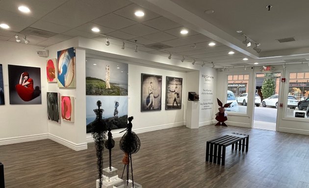 Photo of Big Apple Art Gallery & Custom Framing