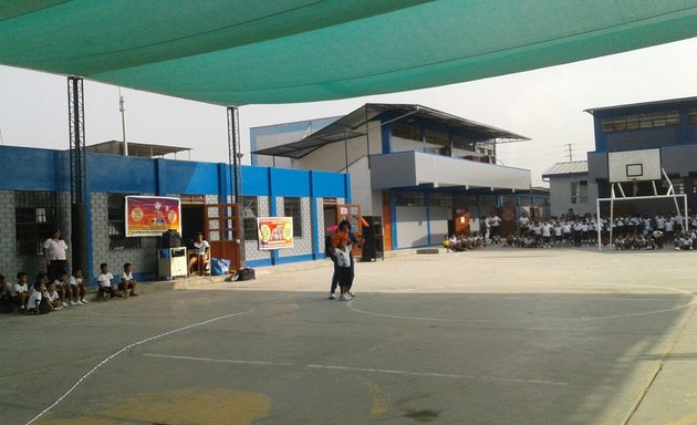 Foto de Colegio Rodrigo Lara Bonilla