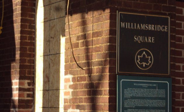 Photo of Williamsbridge Square