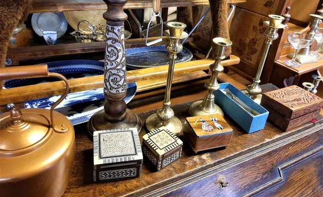 Photo of Aquarius Antiques