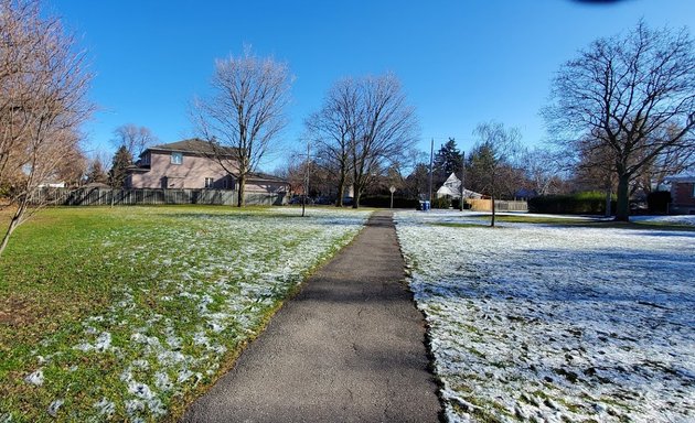 Photo of Garden Avenue Parkette