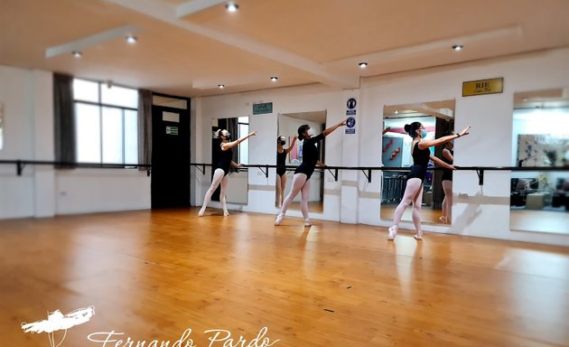 Foto de Fernando Pardo Escuela de Ballet