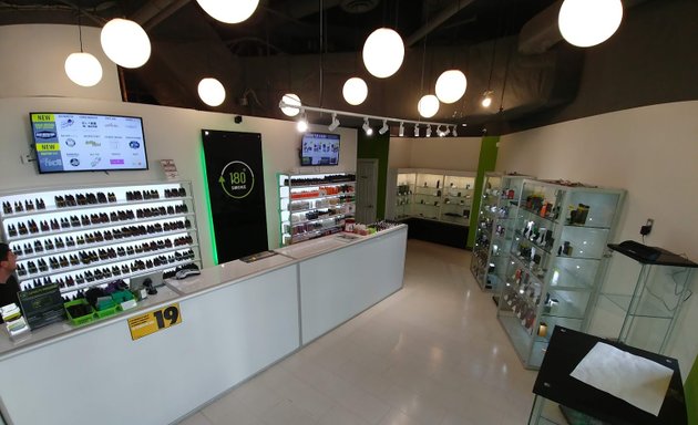 Photo of 180 Smoke Vape Store