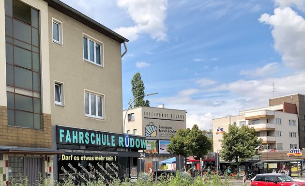 Foto von Fahrschule am U-Bahnhof Rudow