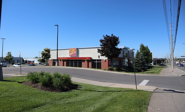 Photo of CIBC Branch with ATM