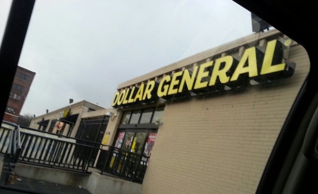 Photo of Dollar General