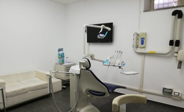 foto Clinica odontoiatrica Dentalsem - Dentista Roma