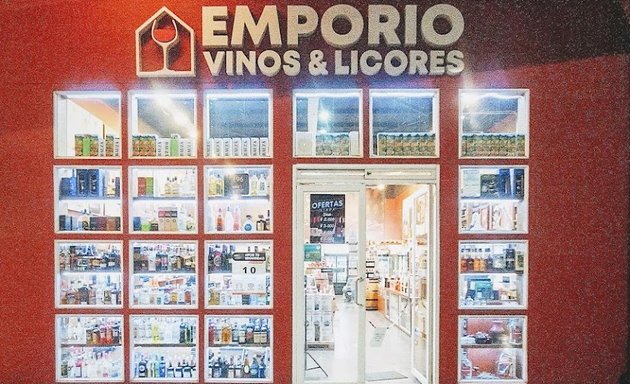 Foto de Emporio Vinos y Licores