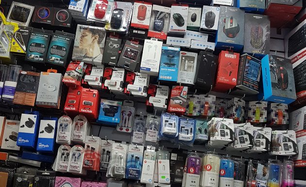 Foto de HiLUMTECH-PERÚ Tienda Mayorista de Accesorios Para Celulares y Computadoras