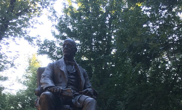 Photo of William Lloyd Garrison Memorial Statue