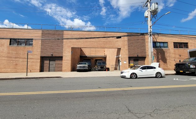 Photo of UPS Customer Center