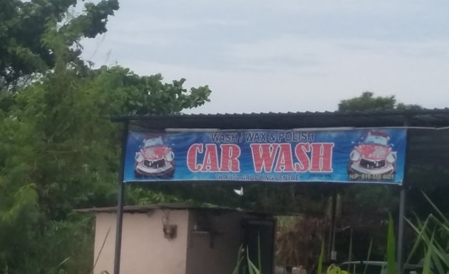 Photo of Shinning Car Wash