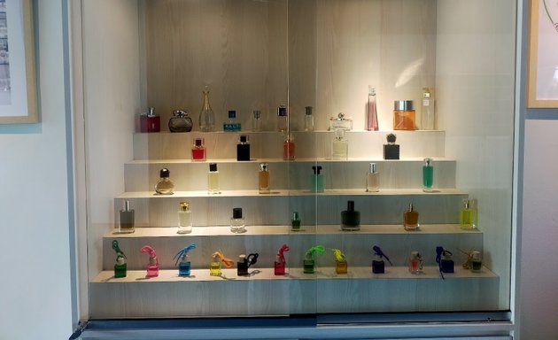 Photo of French Parfum sdn bdh