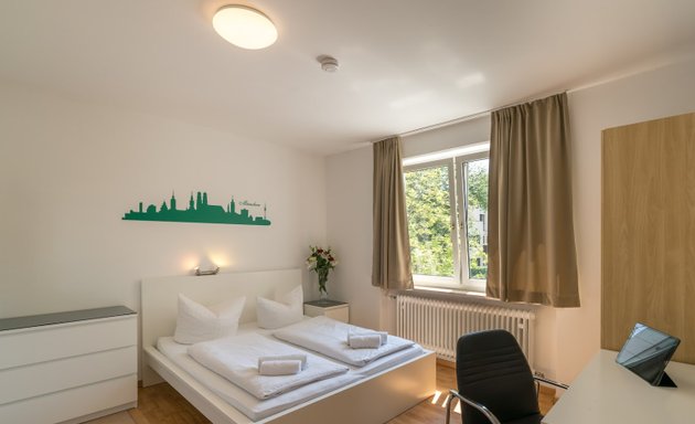 Foto von guenstigwohnen24.de ...ihr Apartment auf Zeit Neufeldstr. 20