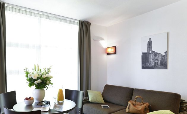 Photo de Aparthotel Adagio access Toulouse Saint-Cyprien