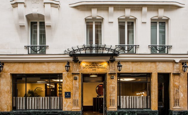Photo de Hôtel 4 étoiles du Rond-Point des Champs-Elysées - Esprit de France