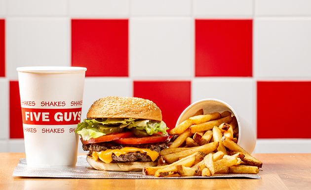 Photo de Five Guys Lyon 9 (Click & Collect seulement)