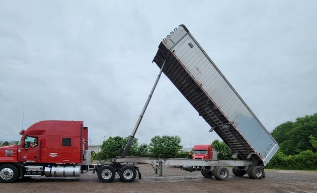 Photo of M&K Truck Centers, Indy South