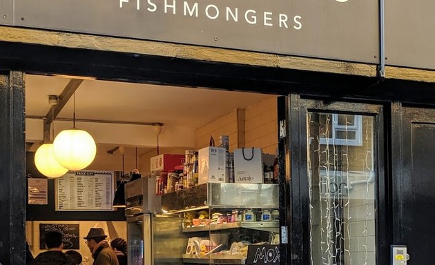 Photo of Moxon's Fishmongers - South Kensington