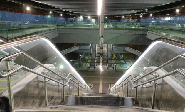 Foto de Estacion Metro La Alameda