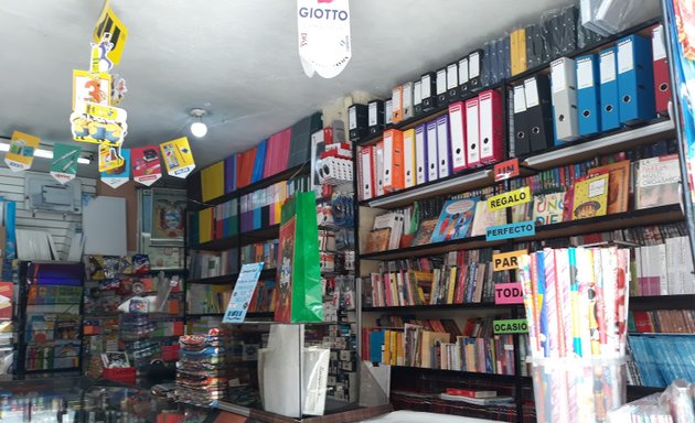 Foto de Librería y Papelería Central
