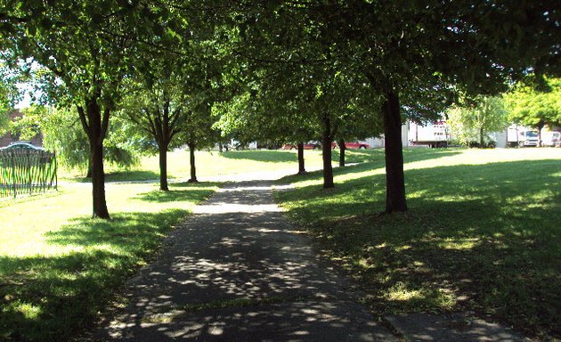 Photo of Joseph Rodman Drake Park & Enslaved African Burial Ground