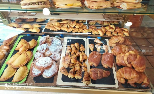 Foto de Panaderia, Cafeteria Nou Campanar III