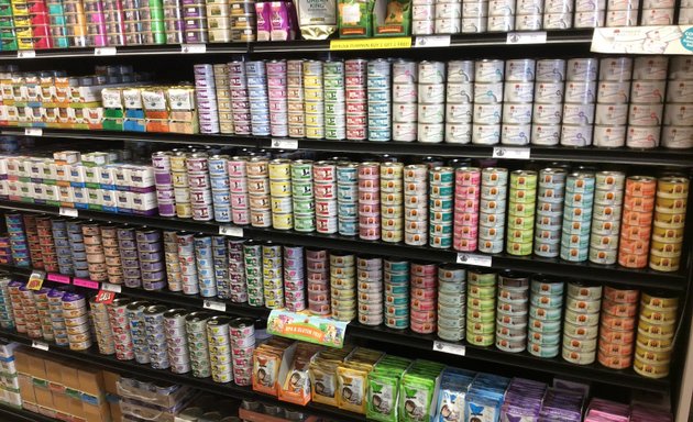 Photo of Global Pet Foods