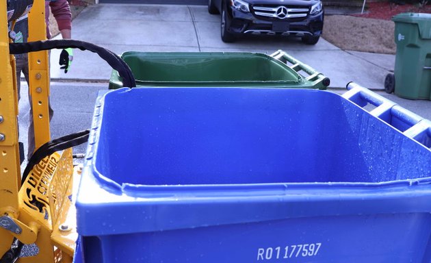 Photo of United Bin Cleaning
