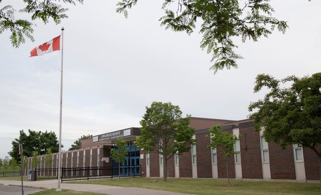 Photo of Applewood Heights Secondary School
