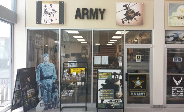Photo of Army Recruiting Station Greenspoint
