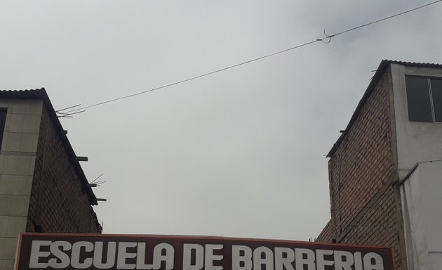 Foto de Escuela de Barberia Profesional Detailer