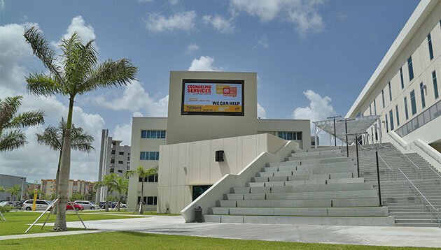 Photo of MDC Wolfson Student Parking