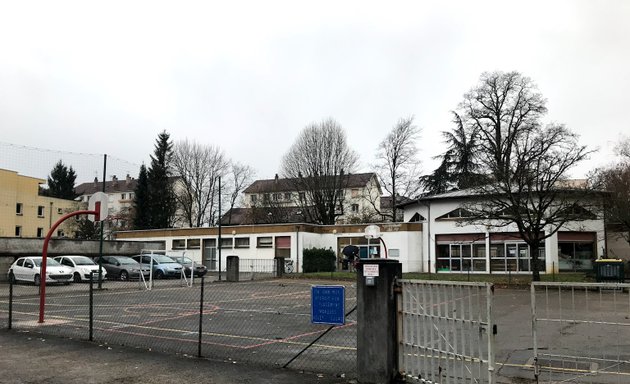 Photo de École primaire des Vieilles Perrières
