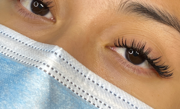 Photo of HYPNOTEYEZED Lash Extensions