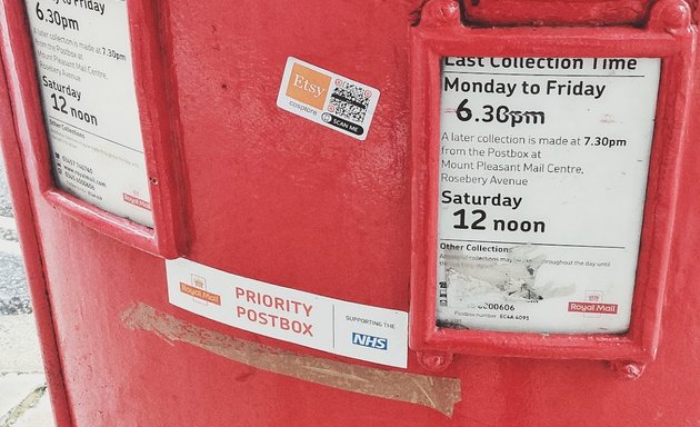 Photo of Royal Mail Priority Postbox - Fleet Street
