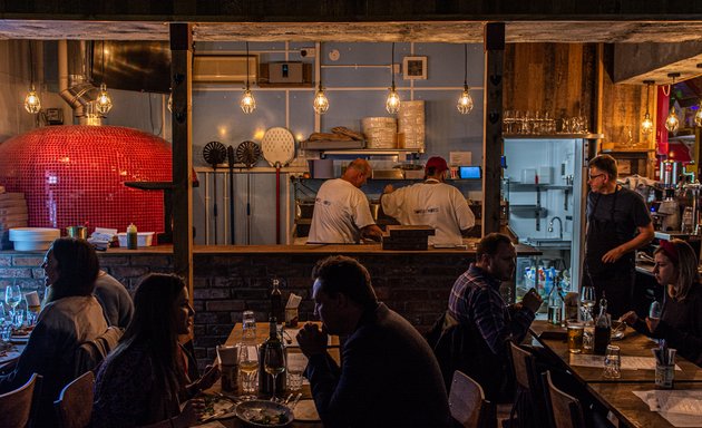 Photo of Sorsi e Morsi - Wine & Neapolitan Pizza Restaurant Broadway Market Tooting